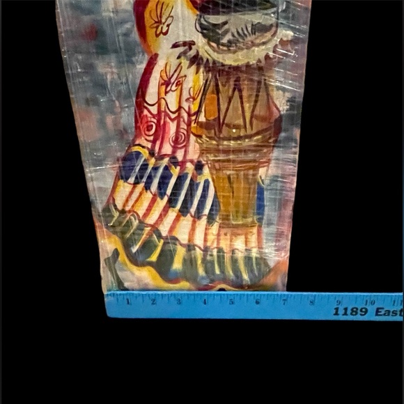 Hand Painted - Joyful Living  -  Woman Celebrating Caribbean Life - Picture 4 of 8